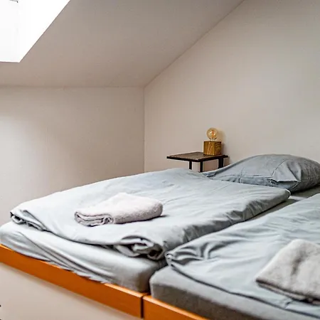 Jez&spi Guest house